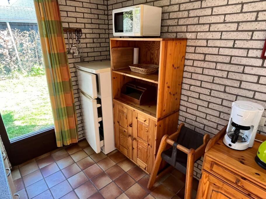Knusse Bungalow Op Groen Park! Ouddorp Exterior foto